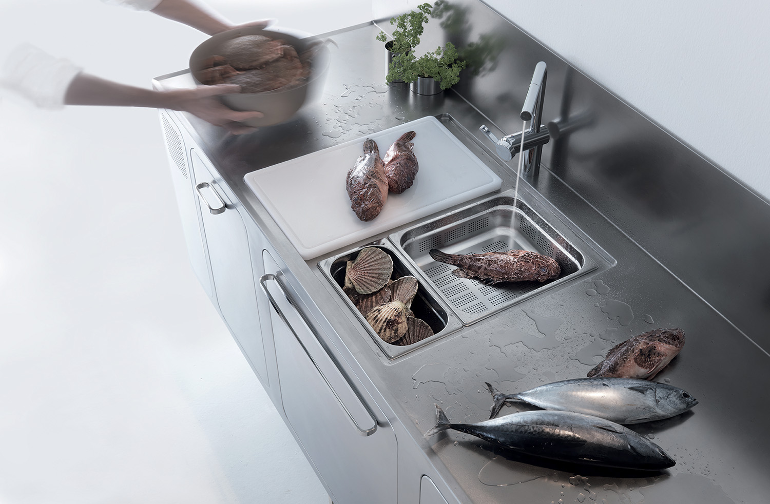 Choosing the right stainless steel kitchen equipment - Information &  advices : Stellinox